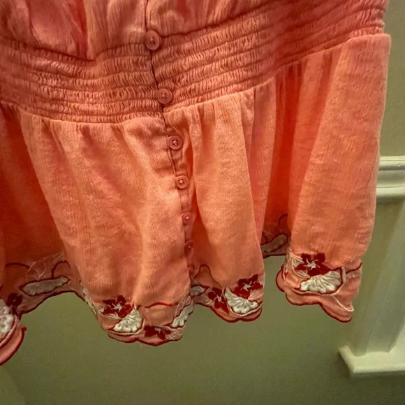 Crown & Ivy Coral Ruffled Blouse - Picture 3 of 4